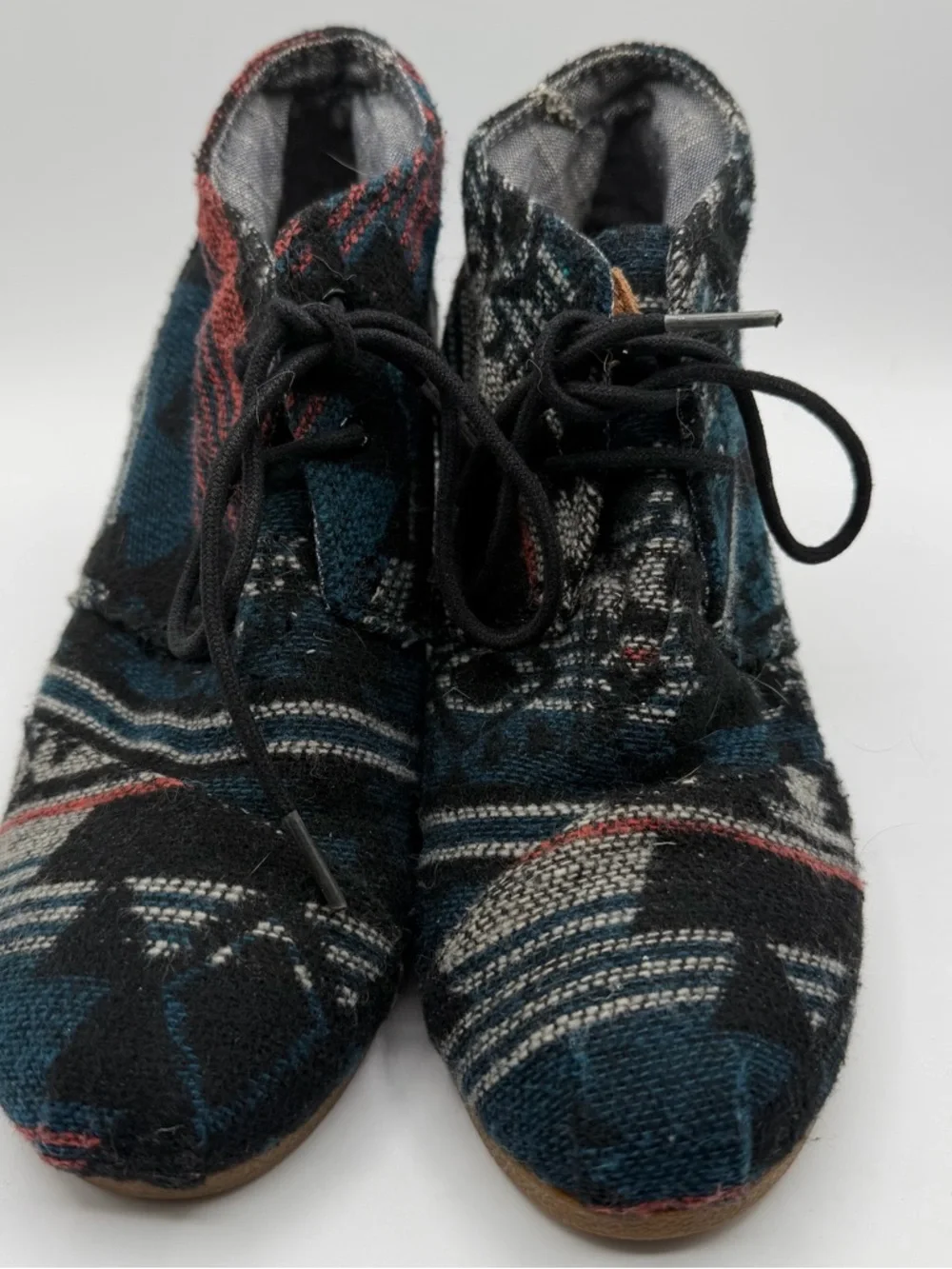 TOMS Woven Ankle Booties Womens 8 Hidden Wedge Southwestern Boho Lace Up